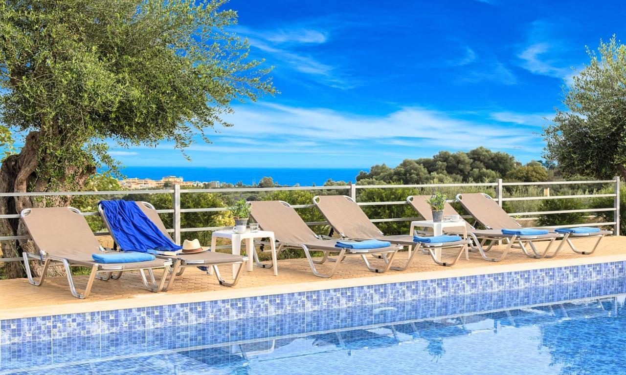 Aqua Blue Villas With Heated Pool Mathés المظهر الخارجي الصورة
