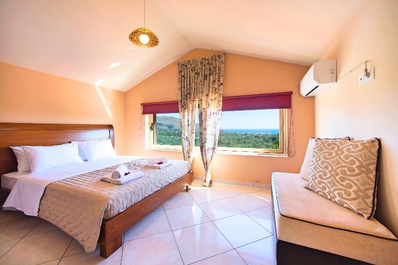 Aqua Blue Villas With Heated Pool Mathés المظهر الخارجي الصورة